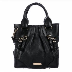 Burberry pebbled leather handbag